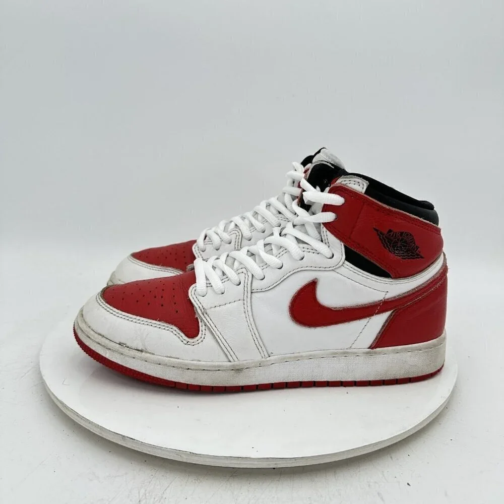 Nike Air Jordan 1 Retro High Youth Size 7Y Women 8.5 575441-161 Red White Shoes